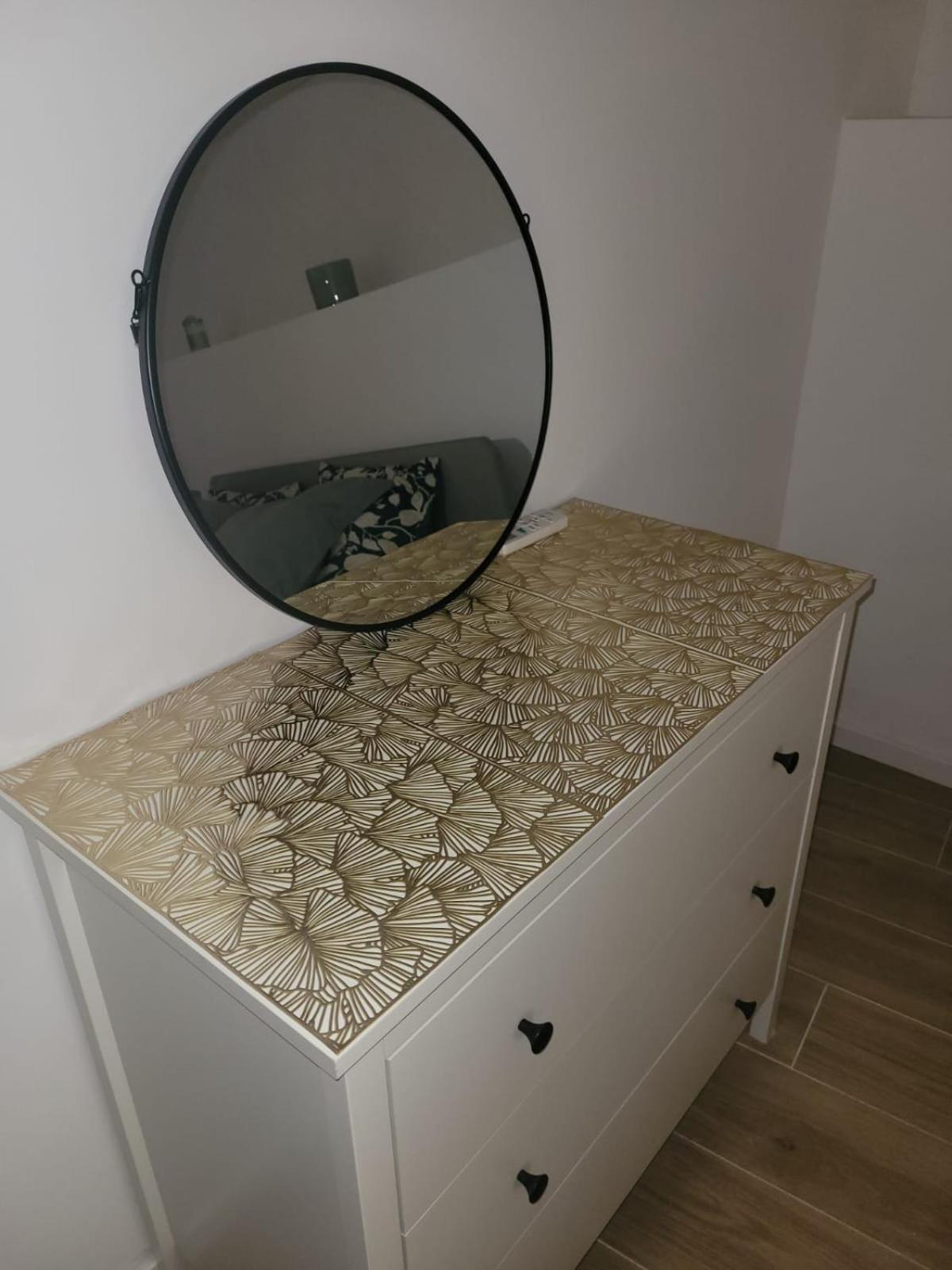 Appartement Au Coeur Du Village Malaucène Esterno foto